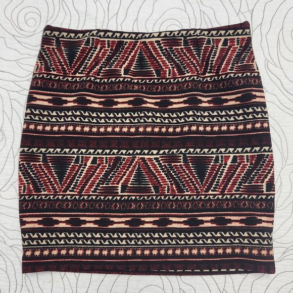 DYNAMITE [S] Bohemian/Tribal Patterned Dynamite Mini Skirt - Picture 1 of 7